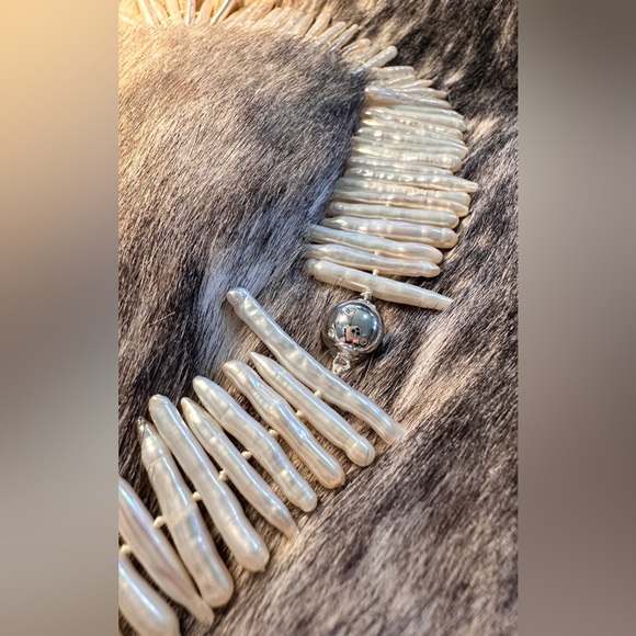 Baroque Knotted Fresh Water Stick Pearl Choker & Pavé Diamond Clasp - Picture 7 of 10